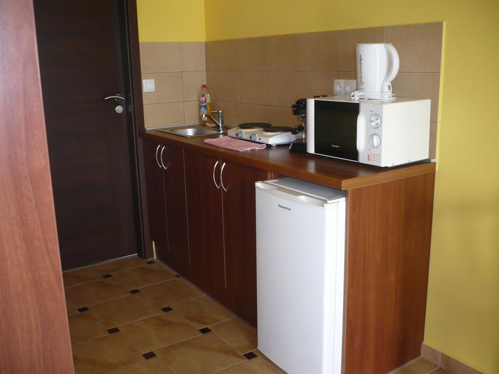 Adrienn Apartman Sárvár Exterior foto
