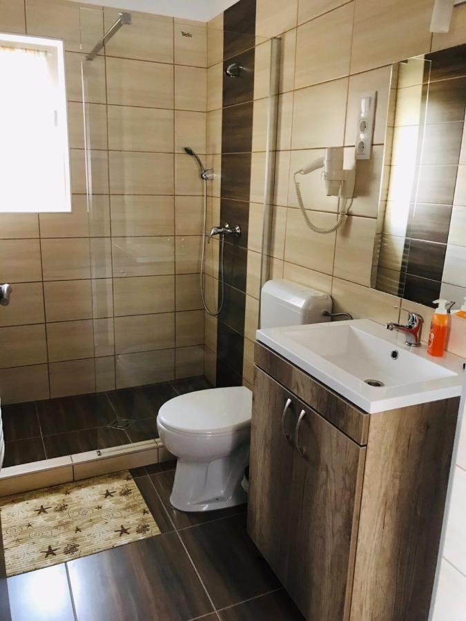 Adrienn Apartman Sárvár Exterior foto